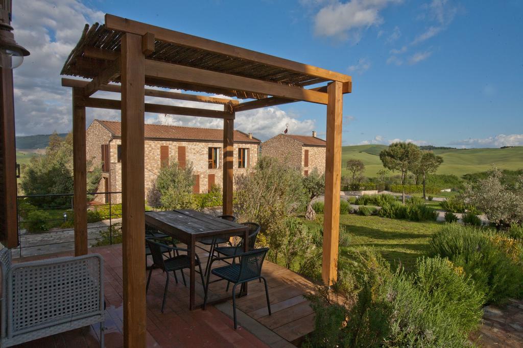 Tuscany Forever Famiglia Apartments Volterra Esterno foto